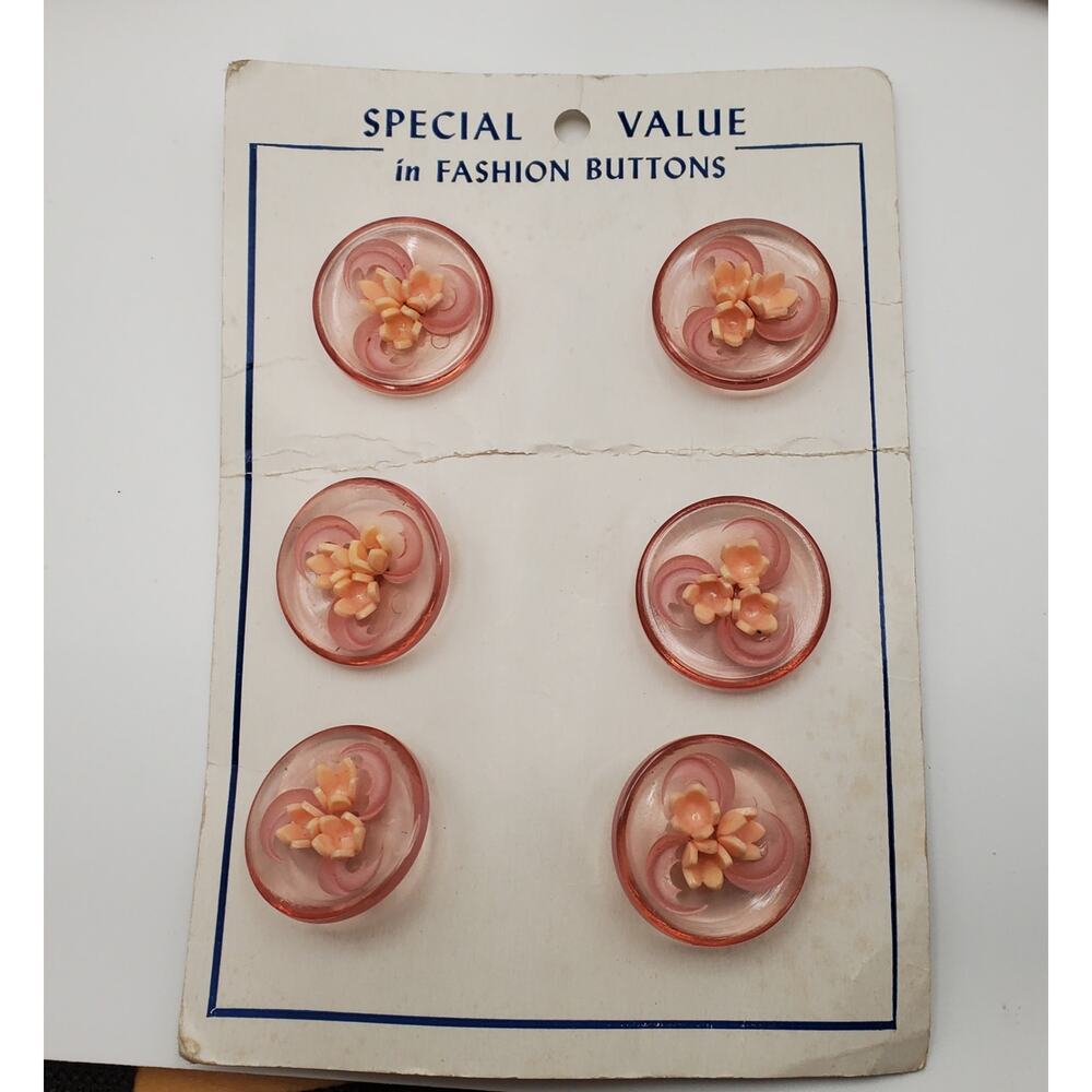 4 Vintage Salmon Pink Celluloid Hors d'oeuvre Buttons on Card